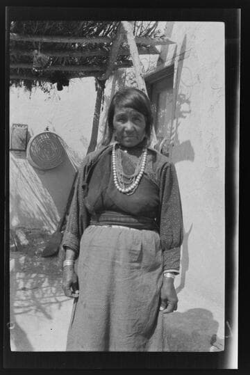 Marie Jiron, Isleta