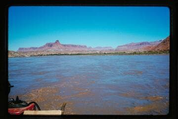 Up Red Canyon