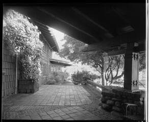 Go to image 7.