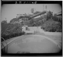 Go to image 1.