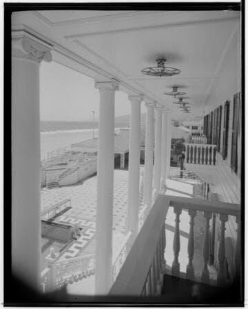Ocean House Hotel