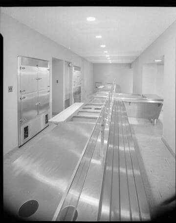 Commercial kitchen